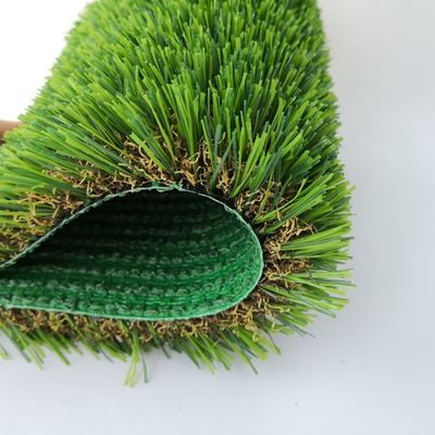 16800 đan/m2 mật độ màu xanh lá cây hình U Cỏ tổng hợp với Dtex cao và màu xanh lá cây