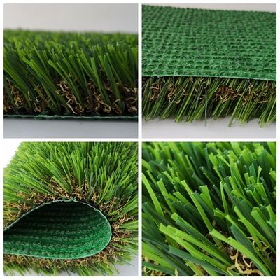 16800 đan/m2 mật độ màu xanh lá cây hình U Cỏ tổng hợp với Dtex cao và màu xanh lá cây