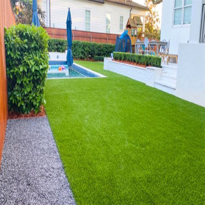 Màu xanh lá cây Đỏ Đen Xanh Trắng 40mm Cây cỏ tổng hợp thảm cuộn cho trang trí vườn