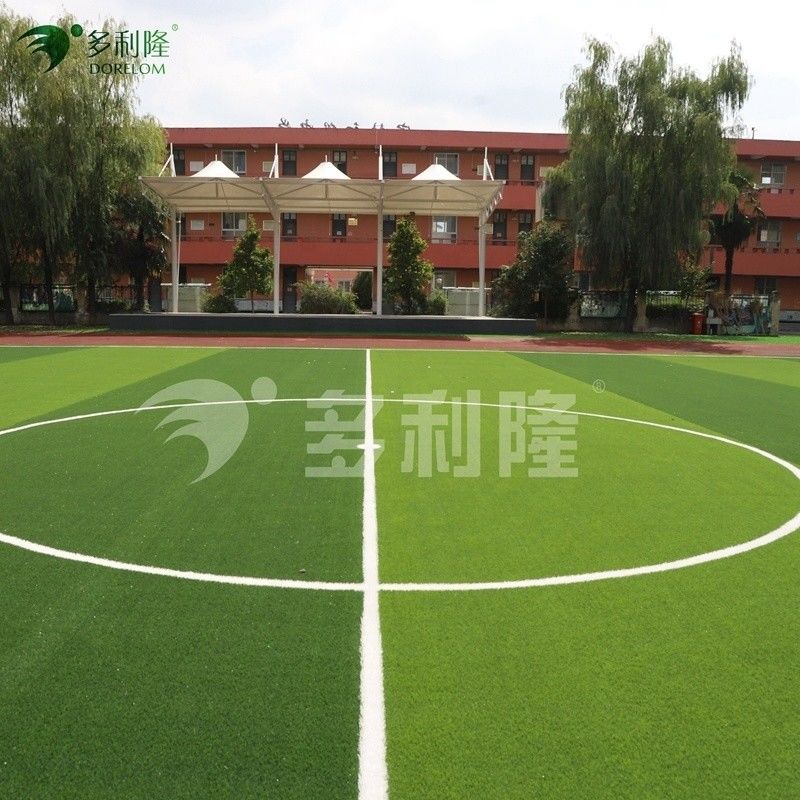 Cỏ nhân tạo không chứa cỏ cỏ xanh và lâu dài cho các trò chơi sân bóng đá